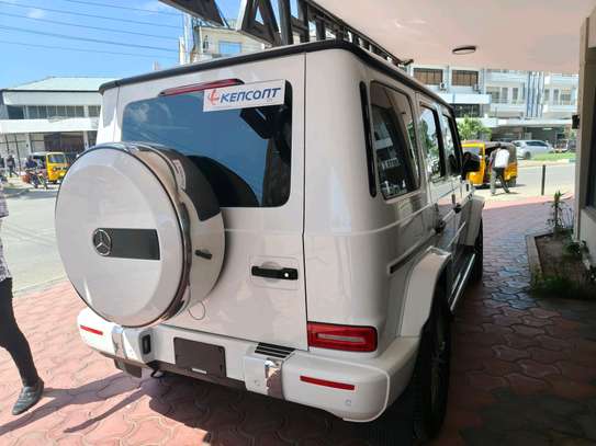 Mercedes Benz AMG G400d Sunroof 2020 image 11