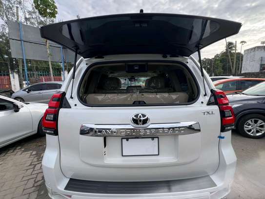 TOYOTA LAND CRUISER PRADO TXL,DIESEL ,2021..PRICE 7.2M image 4
