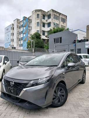 Nissan Note epower grey 2020 image 8