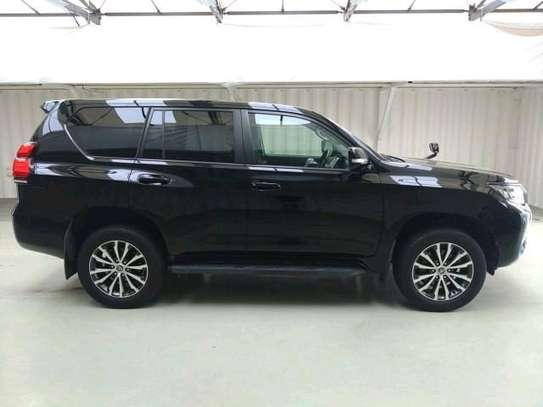 Toyota prado 2019 model image 6