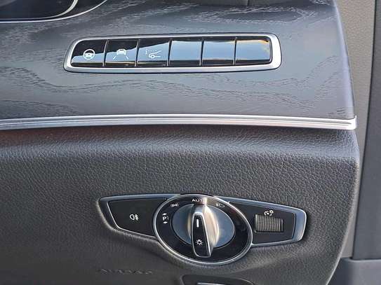 Mercedes Benz AMG E300 2018 image 5