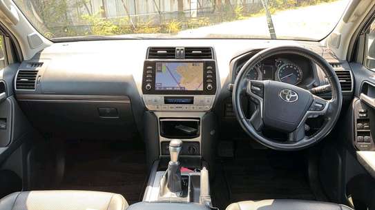 Land cruiser prado TXL 2022 model on sale in Kenya image 6