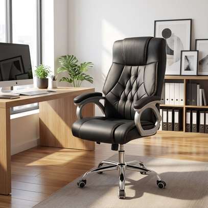 High-Back Executive Office Leather Seat image 5