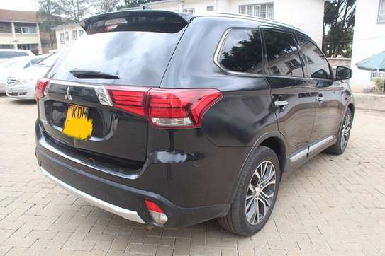 Mitsubishi Outlander SUV GF8W 4WD 2016 70,000 Kms image 10
