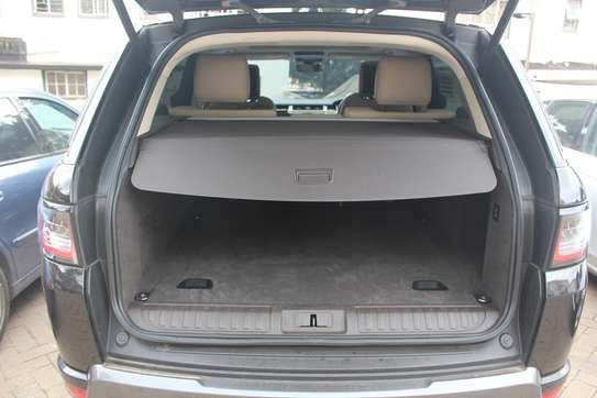 Range Rover Sport HSE Leather Sunroof 2019 53,000 Kms image 10