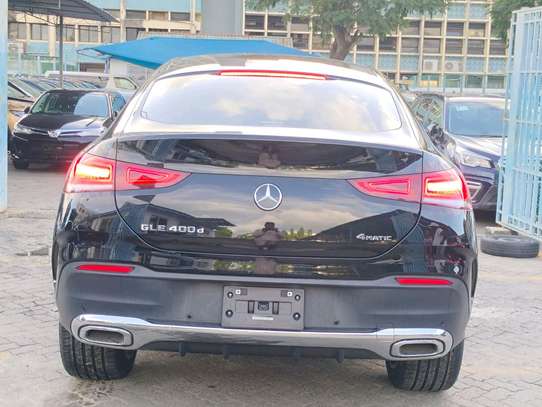 Mercedes Benz GLE 400d image 7