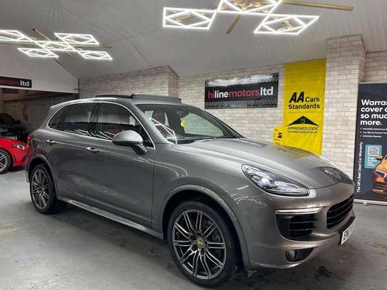 Porsche Cayenne Turbo 2018 image 9