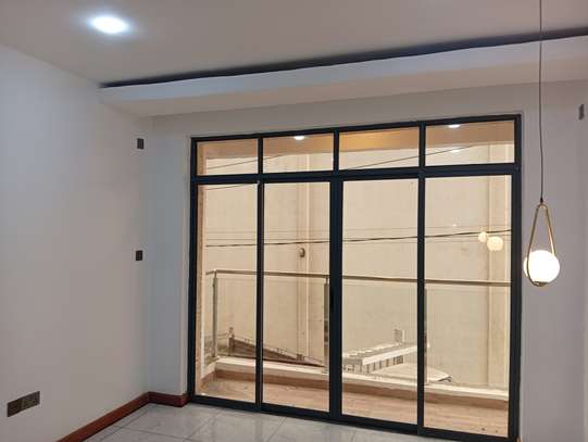 3 Bed Apartment with En Suite at Bombolulu image 6