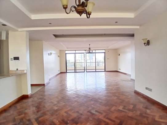 3 Bed Apartment with En Suite at Riverside Drive image 5