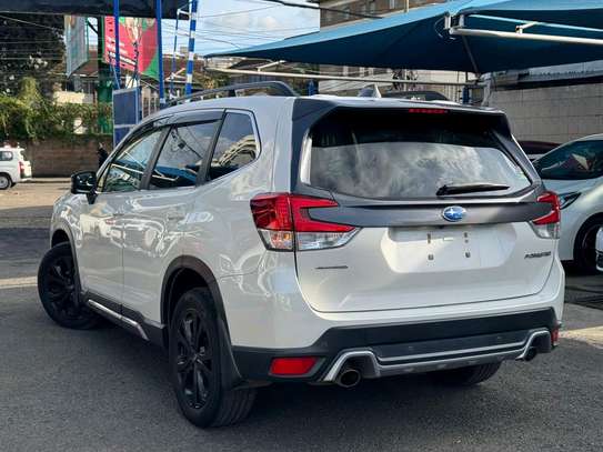2020 Subaru Forester sunroof image 10
