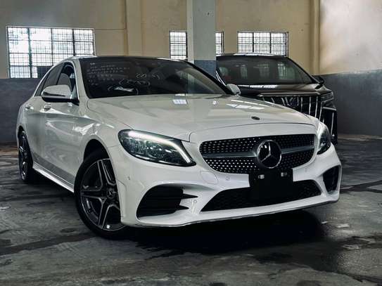 Mercedes C200 4matic,2020 model with sunroof,fully loaded image 15