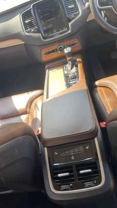 Volvo XC90 2018model 7 seater image 6