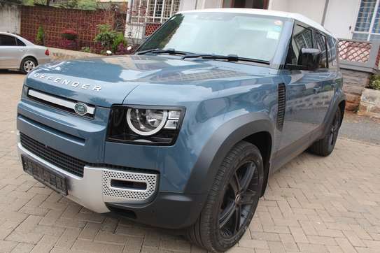 Landrover Defender 110 4WD Sunroof 2020 45,000 Kms image 2