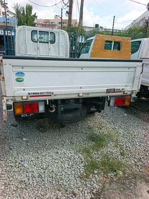 ISUZU Elf 3tons image 5