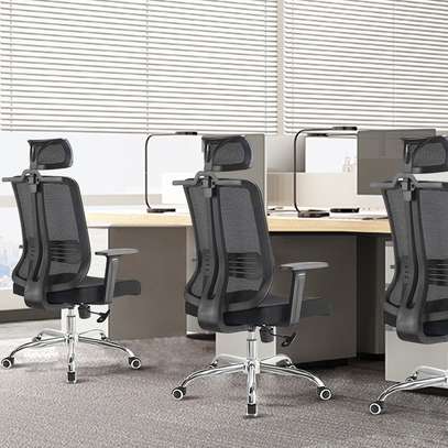 Office chair: Black Orthopedic Office Chair image 2