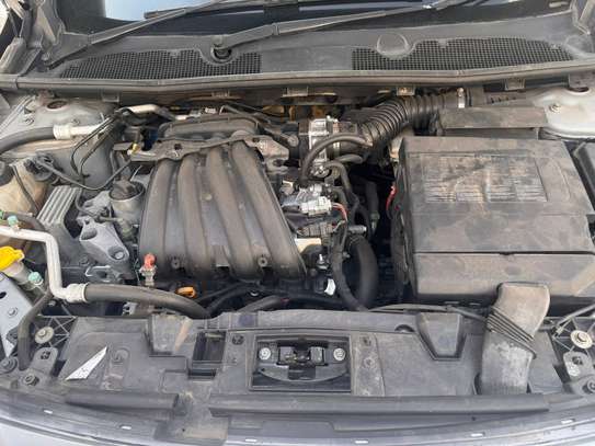 Renault Fluence image 4