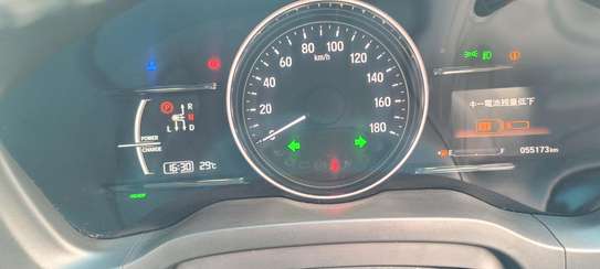 Honda Vezel Hybrid Darkblue 2019 image 9