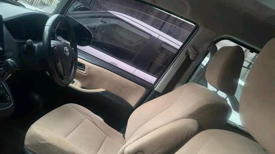 TOYOTA NOAH 7 SEATER 2014MODEL image 6