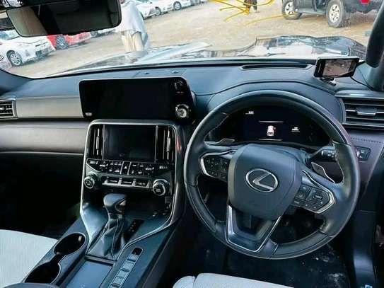 Lexus LX600 Black 2024 Zero mileage image 4