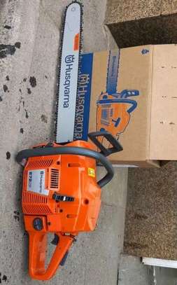 Husqvarna chainsaw image 2