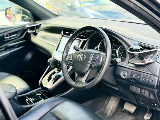 TOYOTA HARRIER 2020 MODEL NEW SHAPE BLACK image 9
