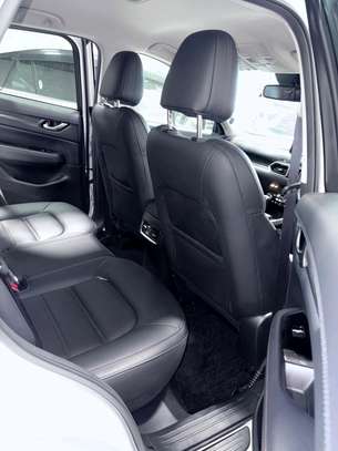 Mazda Cx5 petrol 2019 model XDL image 7
