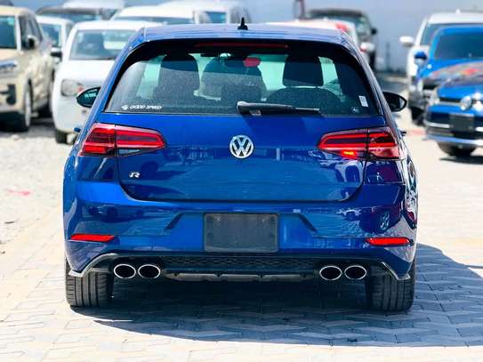 Volkswagen Golf R 2000cc 2019 image 11