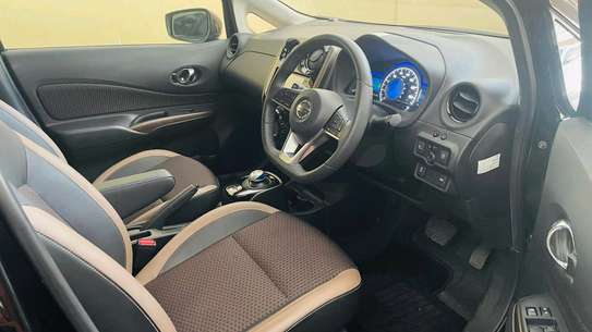 Nissan note Medalist e power 2019model image 4