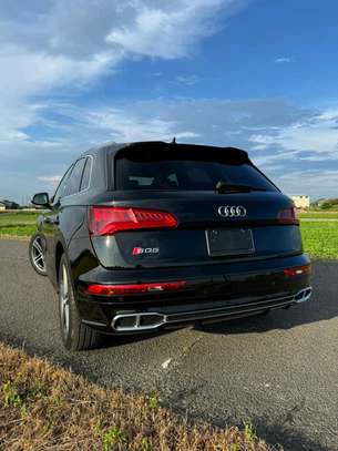 Audi Q5S S-line Sunroof 2018 black image 9