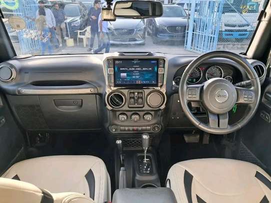 JEEP WRANGLER black image 7