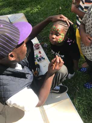Cotton candy,face painting and clown services image 4