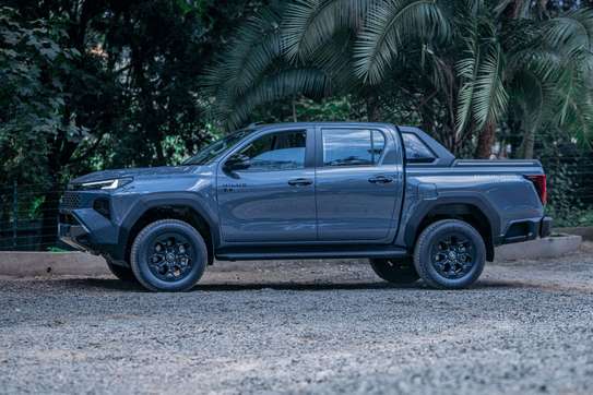 2026 Toyota Hilux travo image 9