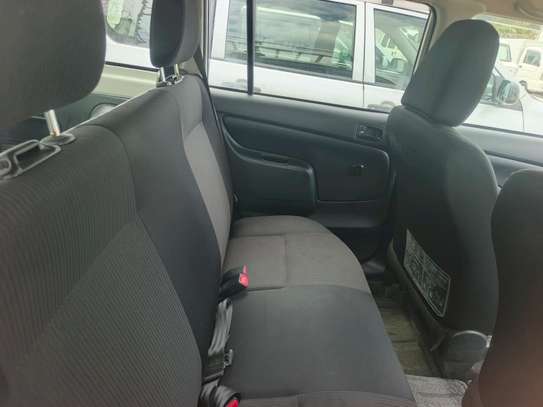 Toyota probox F extra image 7