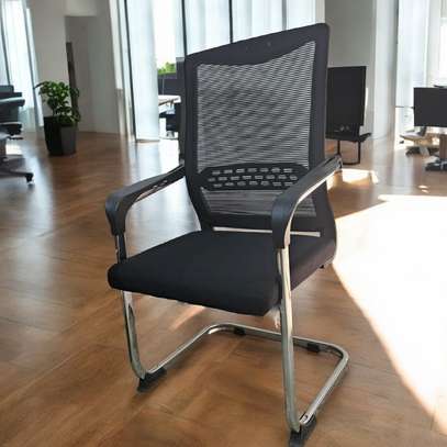 Mid Back Executive Guest Chair image 8