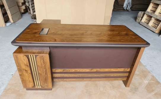 Office Desk; Executive Wooden 1.6m Office Desk image 4