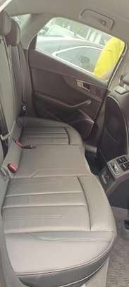 Audi A4 Quattro TFSI Blue 2018 image 8