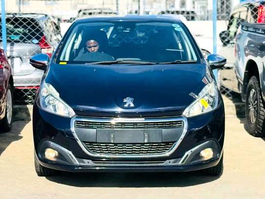 PEUGEOT 208 BLACK 2019 image 2