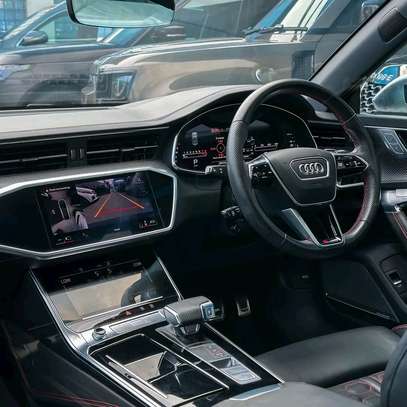 Audi RS7 Black High-Performance Sedan LED image 5