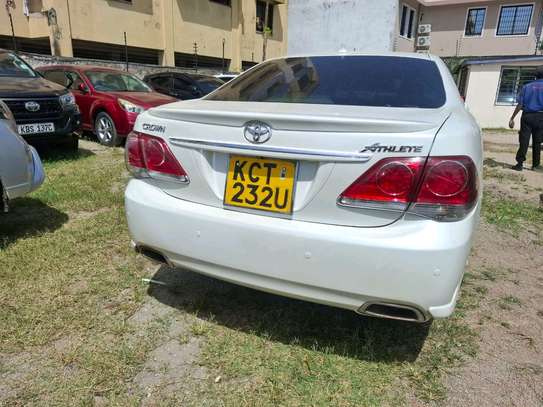 TOYOTA CROWN ATHLETE 2011 image 6