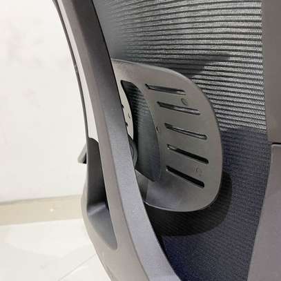 Swivel Ergonomic Mesh Chair image 2