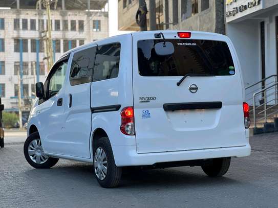 Nissan nv 200 new image 2