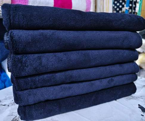MICRO FIBRE SALON TOWELS image 2