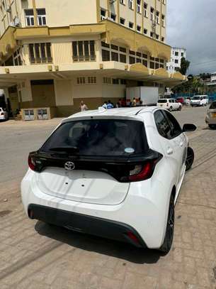 2020 TOYOTA YARIS 1000CC image 19