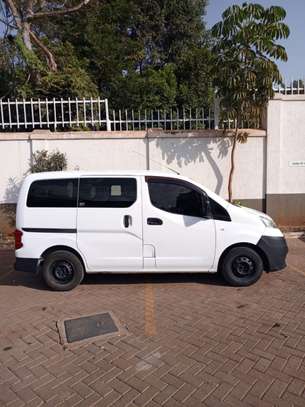 NISSAN NV200 image 5