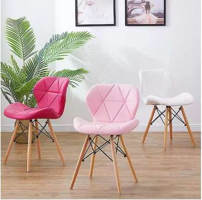 Stylish Butterfly Eames Dining Chair image 5