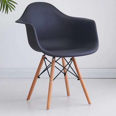 Sudo black plastic bucket Eames dining chair image 2