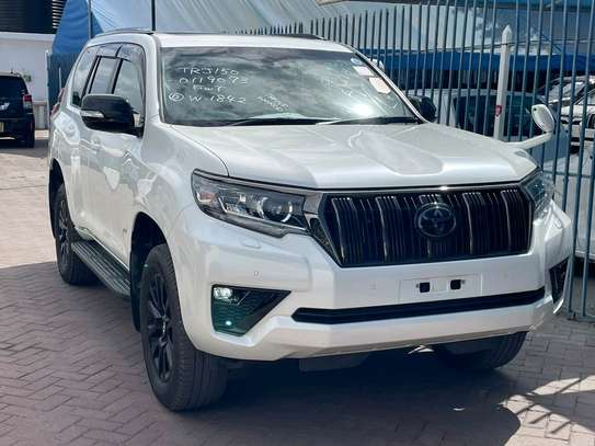 Toyota land Cruiser Prado TX-L 2020 image 3