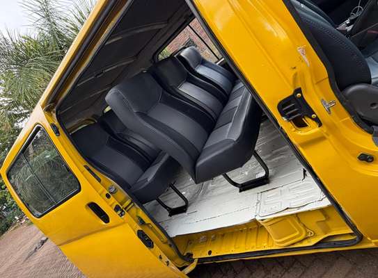 Nissan caravan for sale image 2