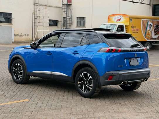 2020 Peugeot 2008 GT -line image 4