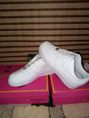 Nike air force 1 image 2